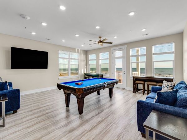 Oceanfront Luxury Retreat - 21-Bedrooms, Unmatched Privacy & Comfort