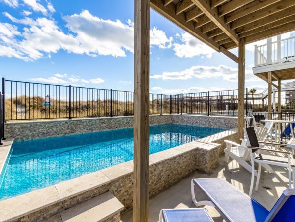 Oceanfront Luxury Retreat - 21-Bedrooms, Unmatched Privacy & Comfort