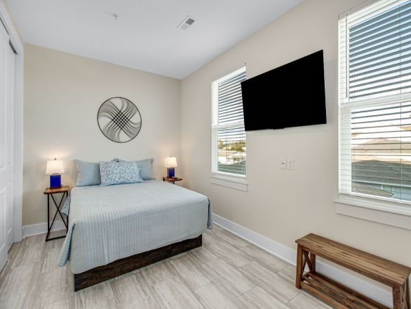 Oceanfront Luxury Retreat - 21-Bedrooms, Unmatched Privacy & Comfort