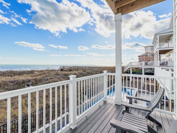 Oceanfront Luxury Retreat - 21-Bedrooms, Unmatched Privacy & Comfort