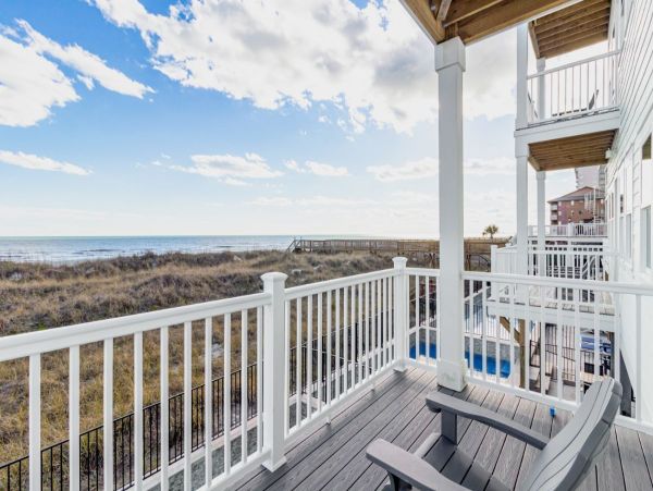 Oceanfront Luxury Retreat - 21-Bedrooms, Unmatched Privacy & Comfort