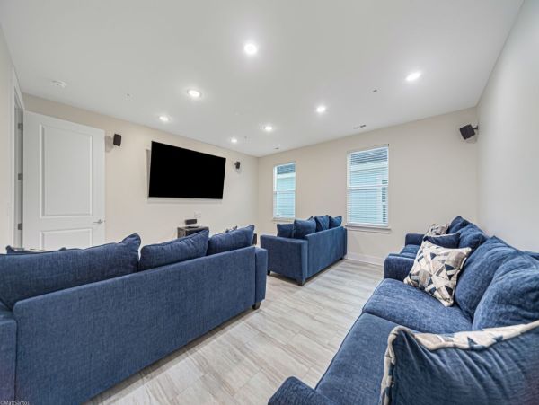 Oceanfront Luxury Retreat - 21-Bedrooms, Unmatched Privacy & Comfort