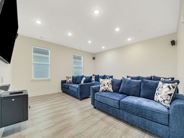 Oceanfront Luxury Retreat - 21-Bedrooms, Unmatched Privacy & Comfort