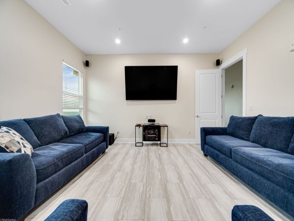 Oceanfront Luxury Retreat - 21-Bedrooms, Unmatched Privacy & Comfort
