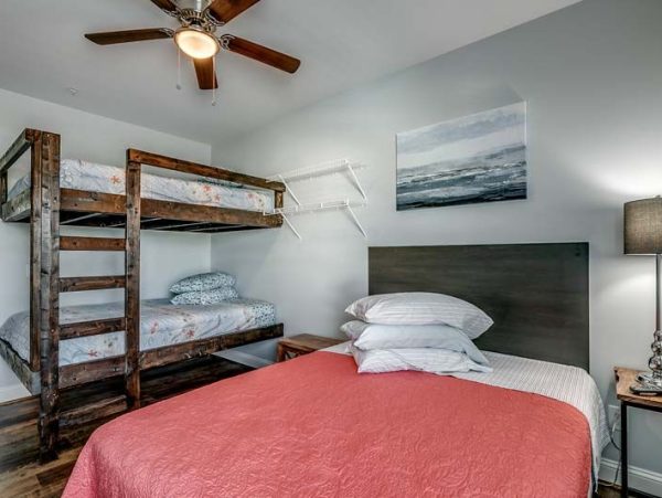 North Myrtle Beach 21-Bedroom Home With Private Pool