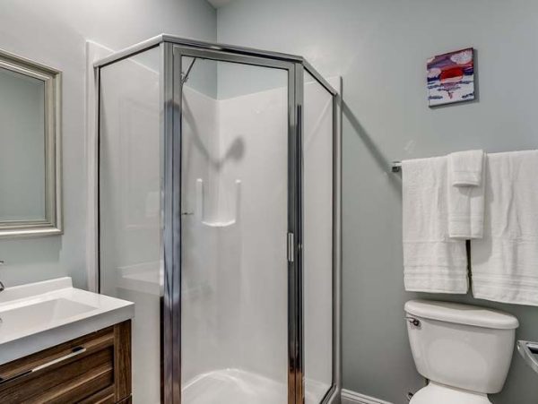 North Myrtle Beach 21-Bedroom Home With Private Pool