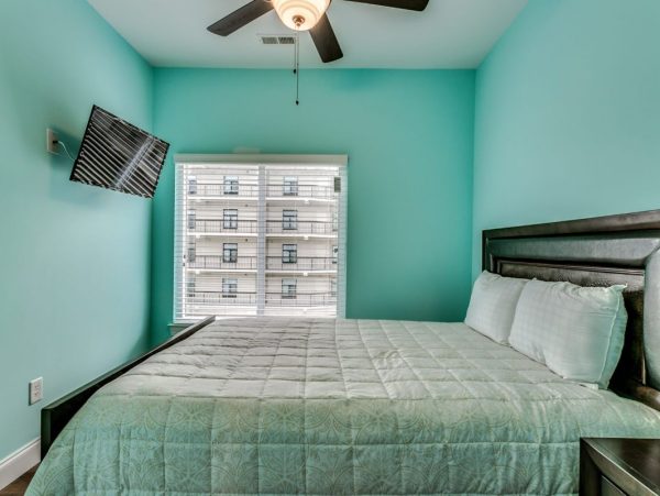 North Myrtle Beach Group Home With Private Pool & Spa