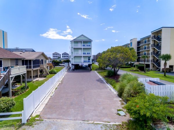 North Myrtle Beach Group Home With Private Pool & Spa
