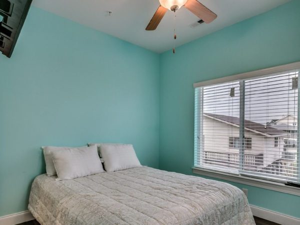 North Myrtle Beach Group Home With Private Pool & Spa