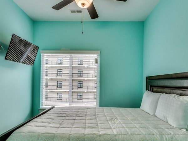 North Myrtle Beach Group Home With Private Pool & Spa