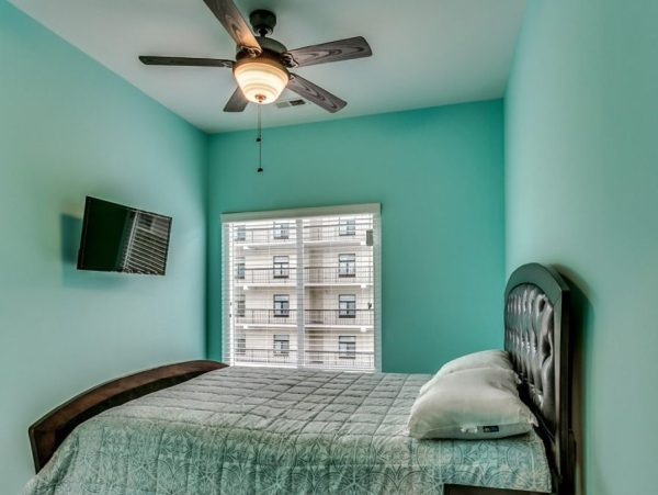 North Myrtle Beach Group Home With Private Pool & Spa