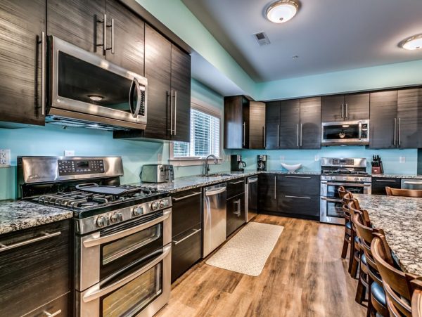 North Myrtle Beach Group Home With Private Pool & Spa