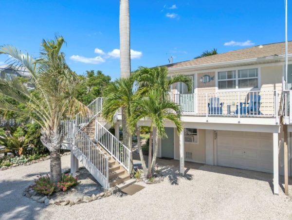 Holmes Beach Duplex With Private Pool And Game Room