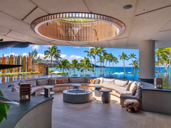 North Shore Stunning Vacation Home