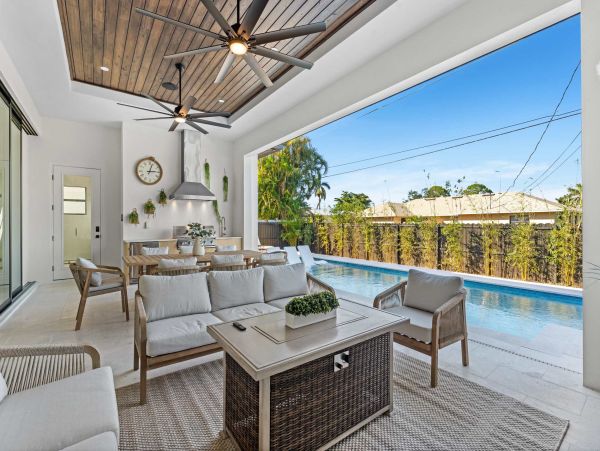 Luxury Naples Five Bedroom Vacation Home Pool Close to Beaches - additional view, photo 5