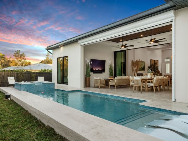 Luxury Naples Five Bedroom Vacation Home Pool Close to Beaches - additional view, photo 3