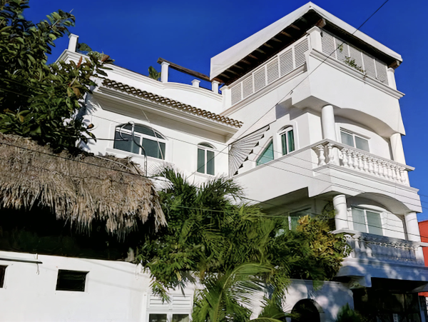 Luxury Playa del Carmen Villa Walk to Beaches