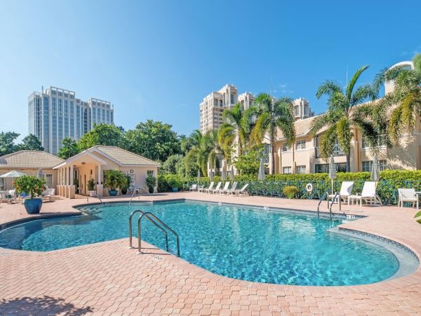 Three Bedrrom Vacation Home Naples Stroll To Beach Access - additional view, photo 2