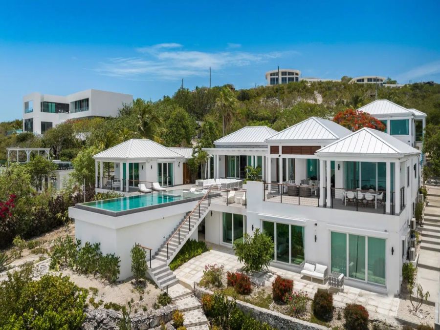 Oceanfront Luxury Estate Villa Providenciales Pool