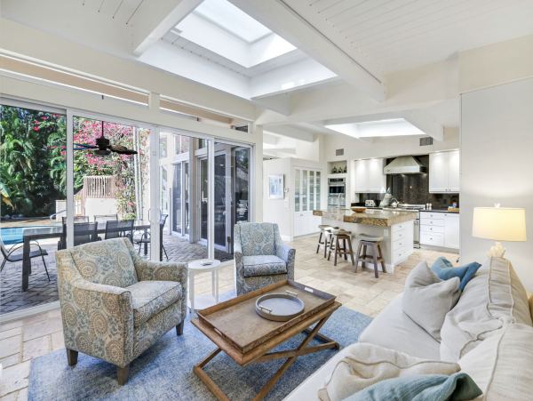 Olde Naples  Luxury Vacation Home Five Homes to Our Sandy Beach 5 bedrooms Private Pool - additional view, photo 5