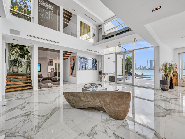 Luxury 6 bedroom Waterfront Villa on Miamis Venitian Island Private Pool Rooftop - additional view, photo 2