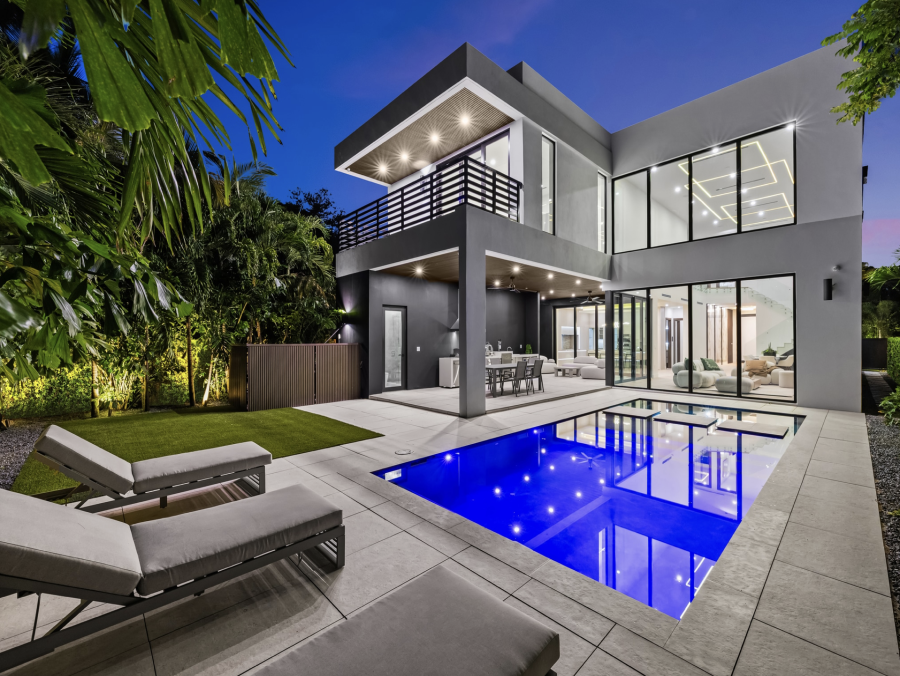 New Arrival Luxury Miami Pool Estate Home 6 bedrooms