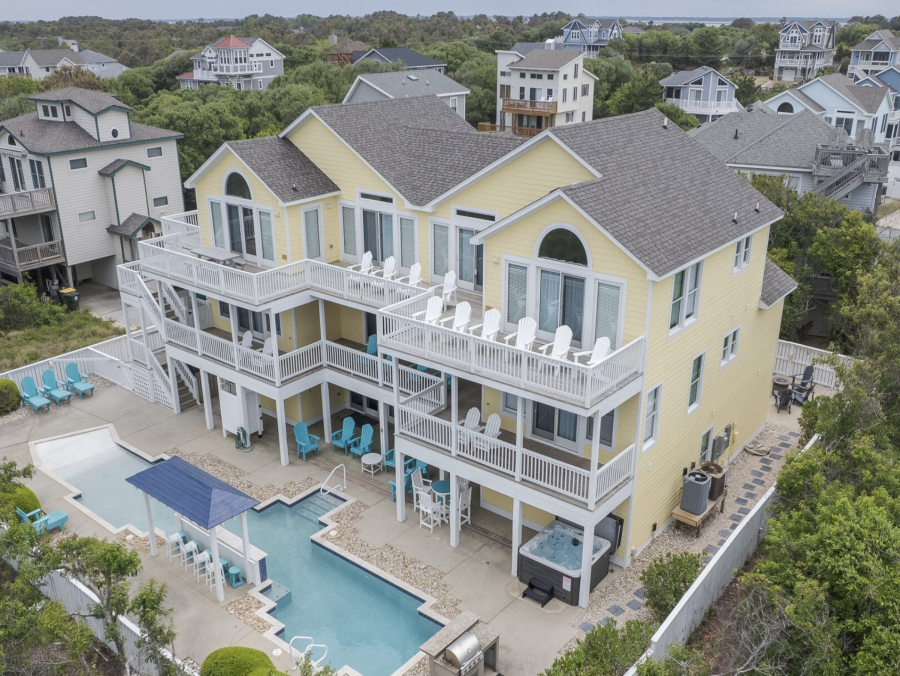 12 Bedrooms On Beach Magnificent Pool New Arrival