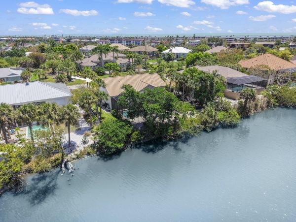 Two Bedroom Vacation Home with Private Pool - additional view, photo 3