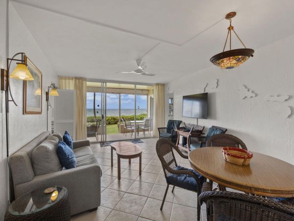 3 Bedroom Oceanfront Condo on Maui Ground Floor Beach Access - additional view, photo 5