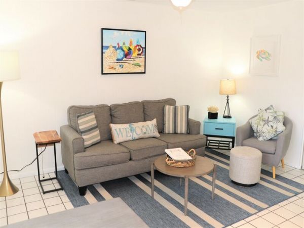 One Bedroom Siesta Key Vacation Condo Sleeps Four Guests