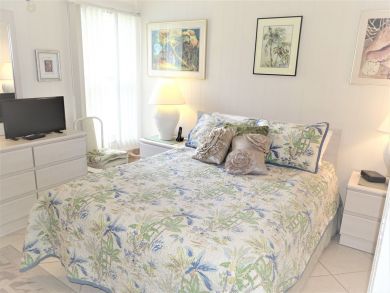 Siesta Key Vacation Condo One Bedroom Sleeps Four Guests Siesta Key Vacation Condo One Bedroom Sleeps Four Guests