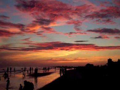 A few steps to the beach Anna Maria Island Vacation Condo 26ft Balcony