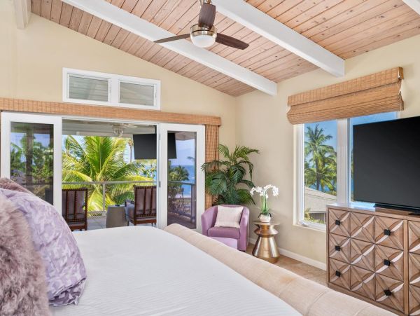 Longboat Key Luxury Vacation Home. Excellent