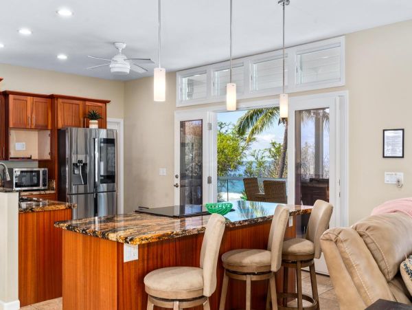 Longboat Key Luxury Vacation Home. Excellent