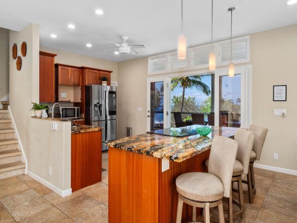 Longboat Key Luxury Vacation Home. Excellent