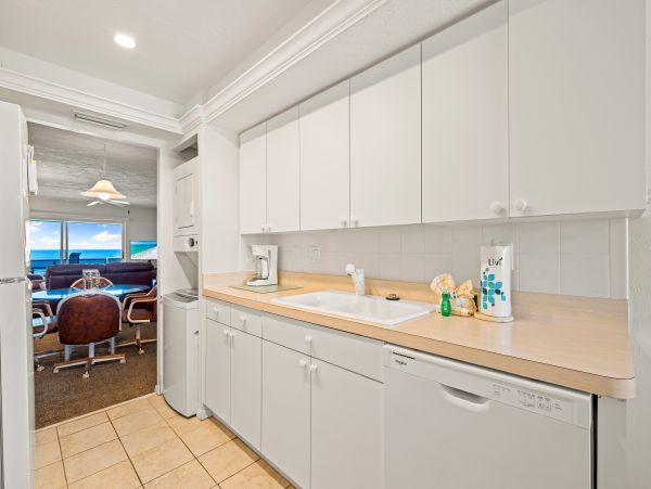 Siesta Key Luxury 2 Bedroom Beach Condo Gulf  Views.