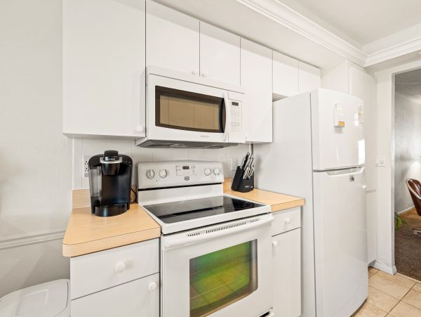 Siesta Key Luxury 2 Bedroom Beach Condo Gulf  Views.