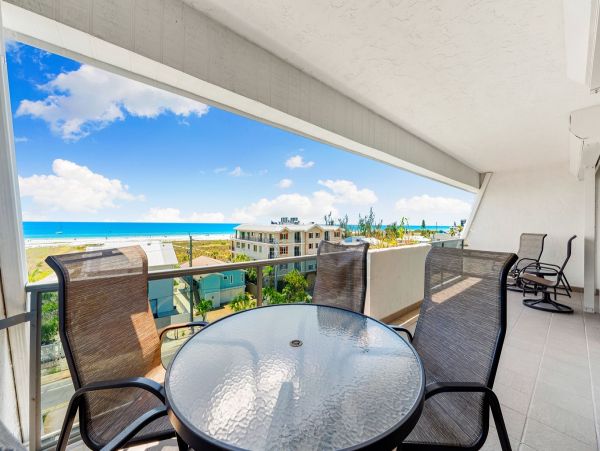 Siesta Key Luxury 2 Bedroom Beach Condo Gulf  Views.
