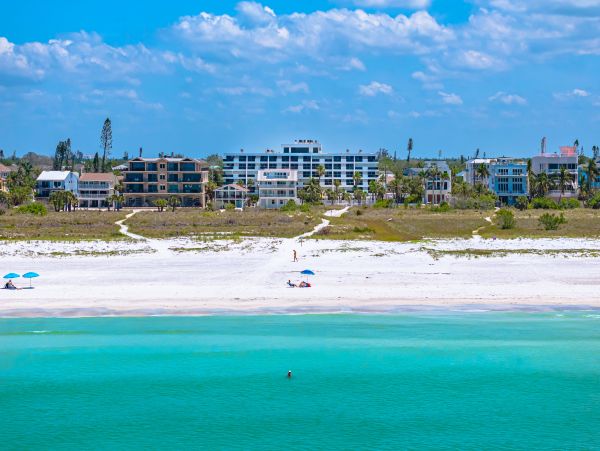 Siesta Key Luxury 2 Bedroom Beach Condo Gulf  Views.