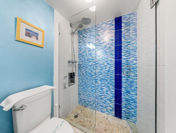 Two Bedroom Vacation Condo on Siesta Key Sleeps 6 Guests