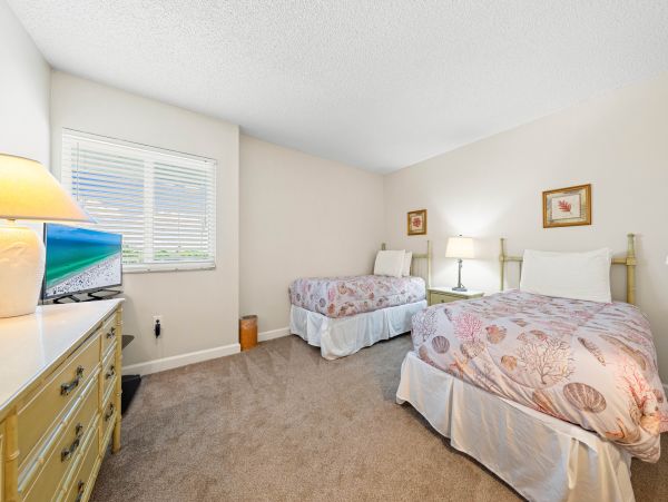Siesta Key Vacation Rental Condo - Beachfront 2-Bed with Gulf Views