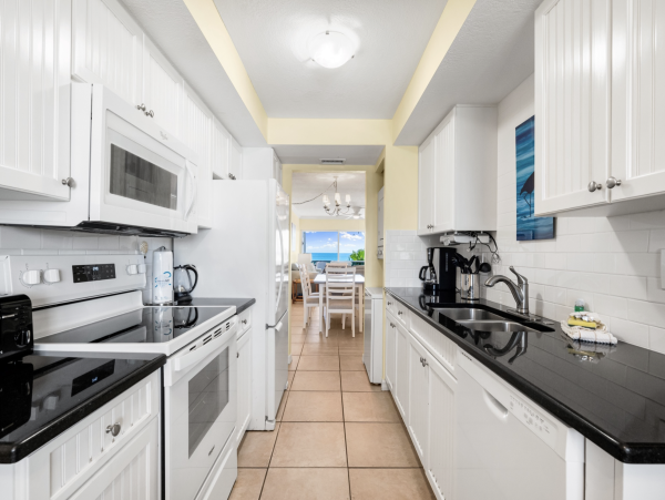 Why Not come to Siesta Key for your Next Winter Break? Huge Balcony