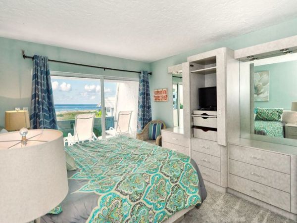 Siesta Key Vacation Condo Two Bedroom Gulf Views