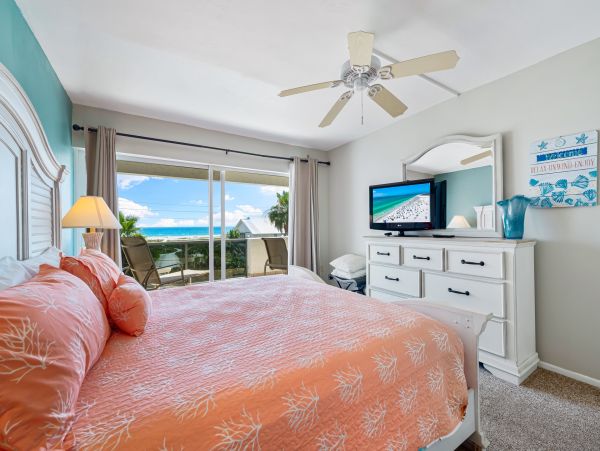 Siesta Key Vacation Rental with Beach Access & Ocean Views 2-Bedroom Condo