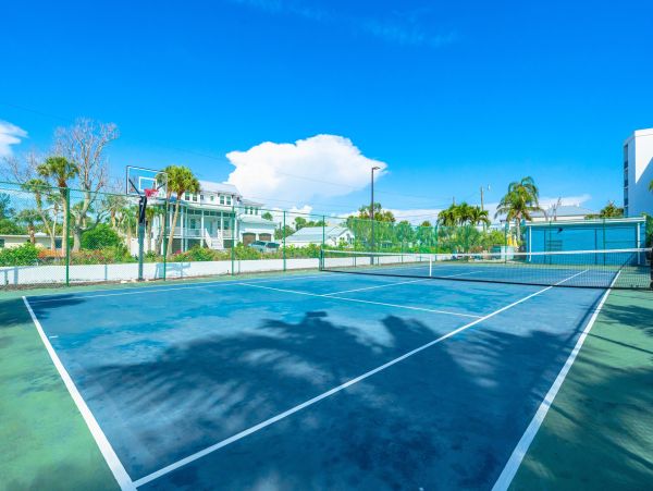 Siesta Key Vacation Rental with Beach Access & Ocean Views 2-Bedroom Condo