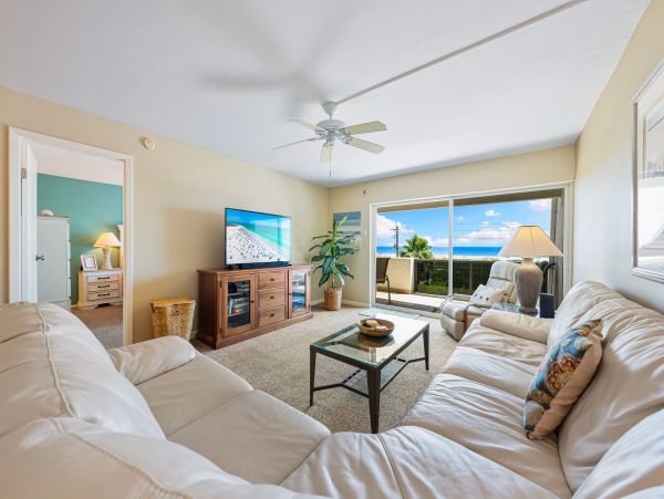 Siesta Key Vacation Rental with Beach Access & Ocean Views 2-Bedroom Condo