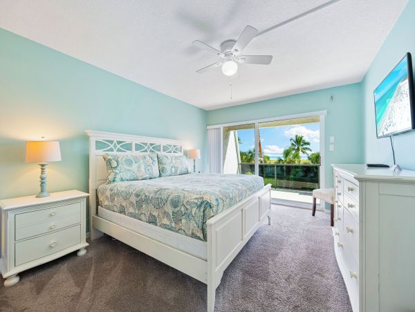Beachfront Condo in Siesta Key