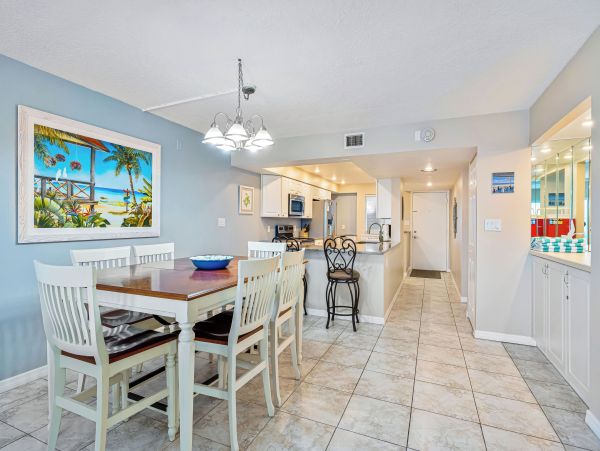 Beachfront Condo in Siesta Key
