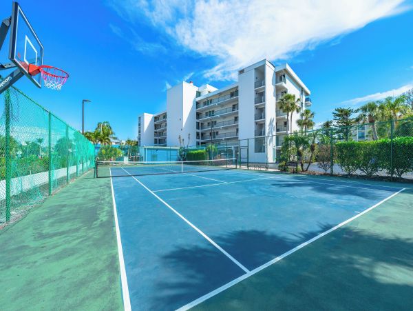 Beachfront Condo in Siesta Key