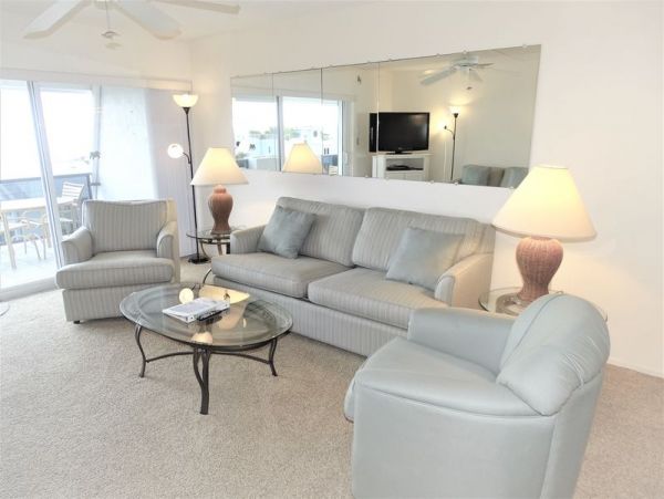 Siesta Key Vacation Condo 2 Bedrooms Gulf Views!